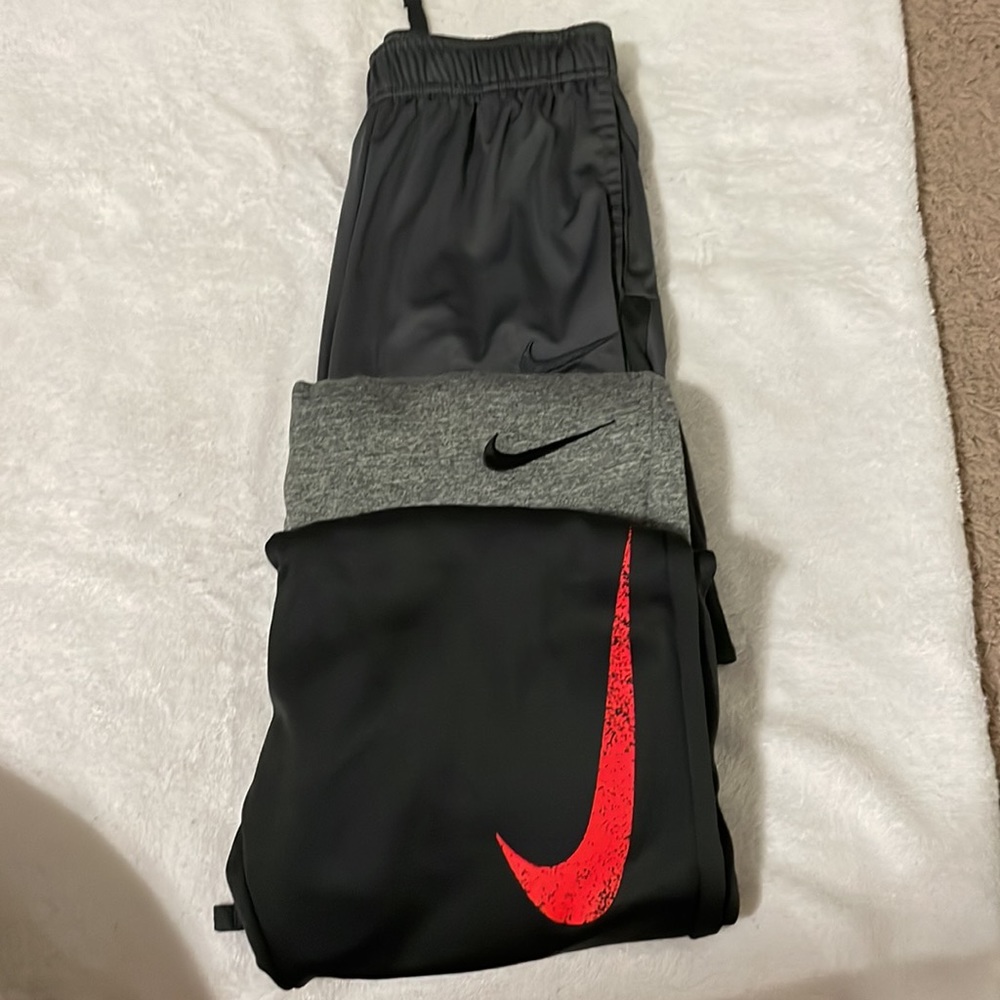 Boys Medium Nike Pants